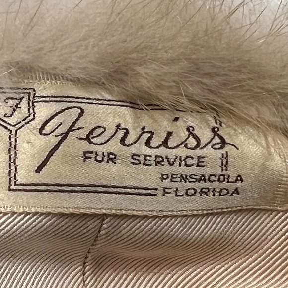 Womens Fur Pillbox Hat Ferriss Fur Service Pensacola FL Approx 6.5" DIA - Picture 4 of 4